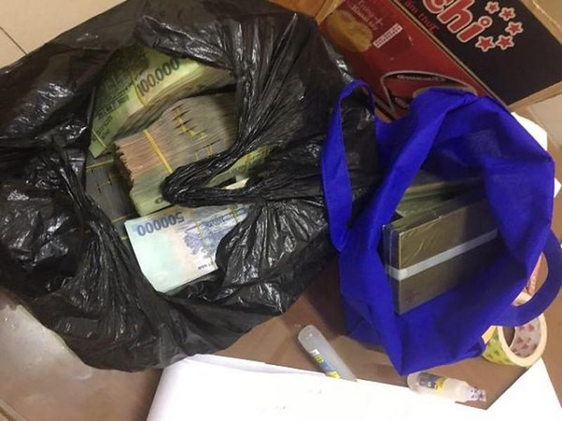 Nữ giáo viên tiểu học đề nghị hối lộ CSGT 1 tỷ đồng để bỏ qua việc vận chuyển ma túy-2