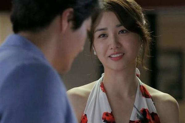 Ngày cưới mẹ chồng cho con dâu cả ký vàng, trùm cuối mới bất ngờ-3