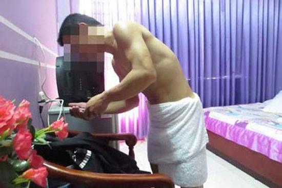 Nhận tiền triệu để người yêu đi chơi với trai lạ ở Hà Nội