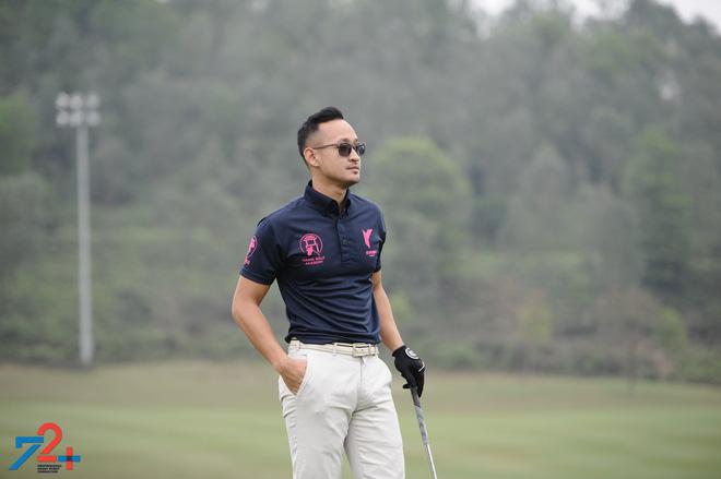 MC Thu Hoài khoe ảnh đang yêu, dân tình lùng ra danh tính bạn trai là người có máu mặt ở Hà Nội?-5