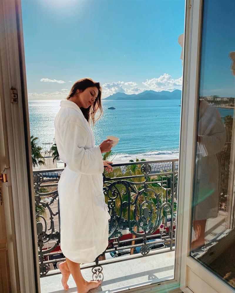 Bản tin Hoa hậu Hoàn vũ 12/11: HHen Niê lên đồ xuất sắc, chặt đẹp từng giai nhân quốc tế-7