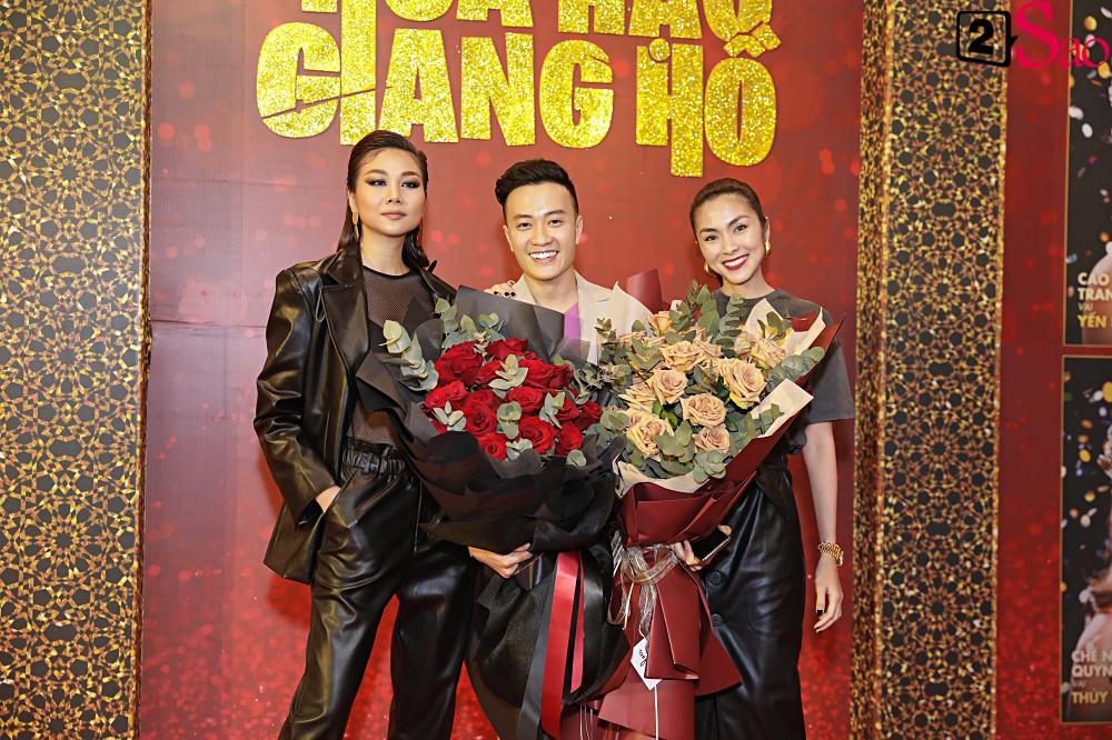 Thanh Hằng tái ngộ Hà Tăng trên thảm đỏ ra mắt phim đầu tay của Lương Mạnh Hải và Minh Tú-4