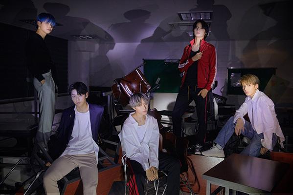 Big Hit bị chỉ trích vì khen TXT có chiều sâu hơn BTS-1