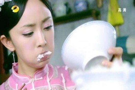 Nỗi khổ của sao Hoa ngữ khi đóng cảnh ăn uống