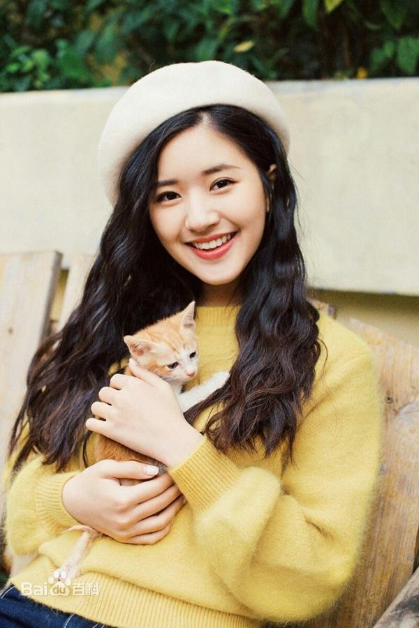 Những tiểu hoa đán đóng hàng loạt vai chính nhưng mãi vẫn không thể nổi tiếng-2