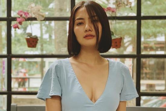 Ngọc Lan đăng ảnh gợi cảm, đi du lịch sau ly hôn