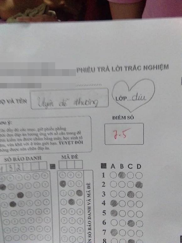 Dám thả thính thầy giáo trong bài kiểm tra để gây ấn tượng, nữ sinh bị trừ luôn 5 điểm-1