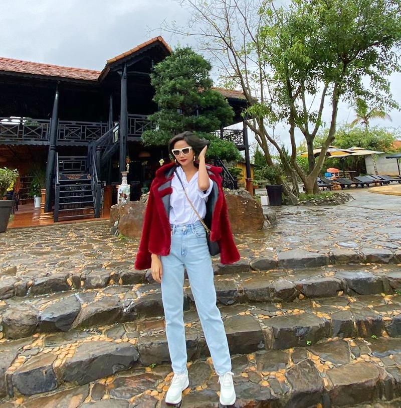 Đặng Thu Thảo mặc váy thùng thình rộ tin bầu bí lần 2 - Hoài Linh lần đầu dát cả cây hàng hiệu chất lừ-7