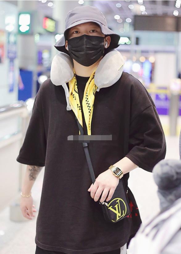 Lý Tiểu Lộ thoải mái hẹn hò tình nhân sau khi bị lộ clip ngoại tình-2