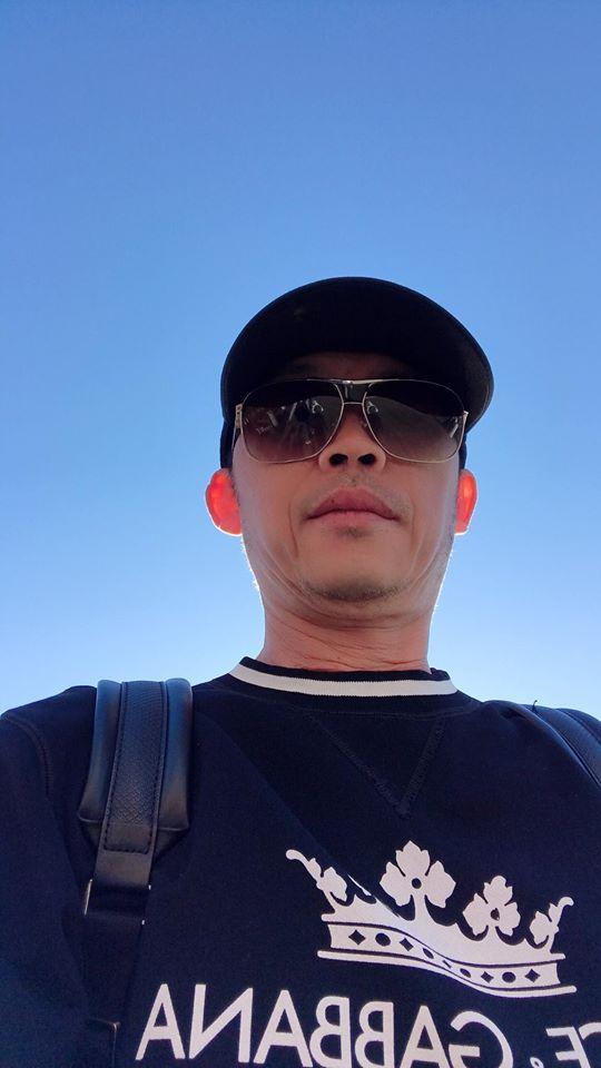 Lâu lâu Hoài Linh cũng có ngày diện cả cây đồ hiệu, thay đổi phong cách trẻ trung khiến sao Việt khen hết lời-5