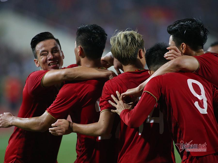 Tuyển Việt Nam chiếm ngôi đầu, người Thái đừng khóc-3