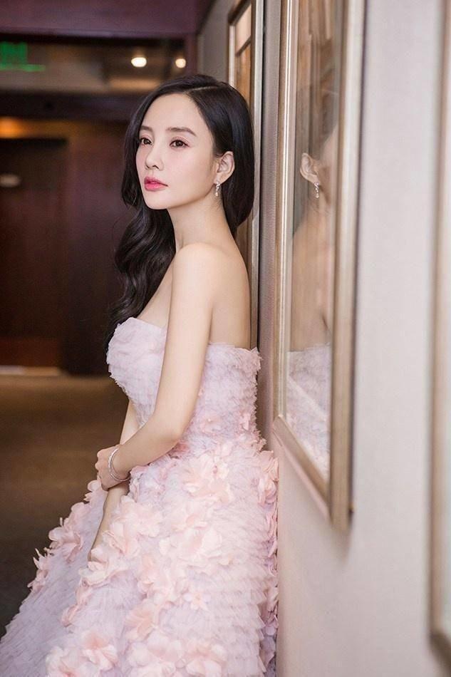 Trác Vỹ phản bác khi bị cho là tống tiền Lý Tiểu Lộ 40 tỷ đồng: Chưa từng lấy một cắc bạc từ cô ta-4