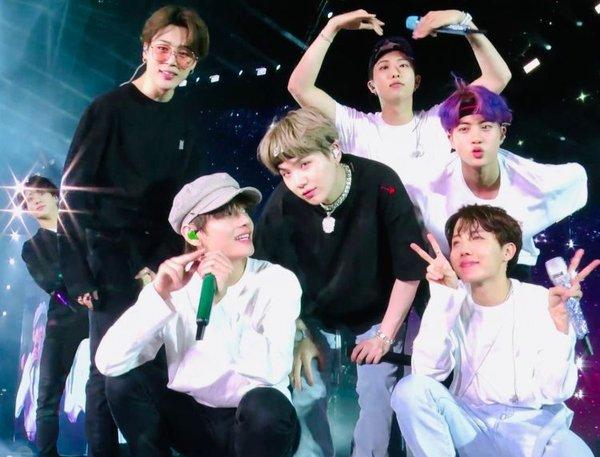 Doanh thu stadium tour của BTS đã vượt quá con số nghìn tỷ đồng-2