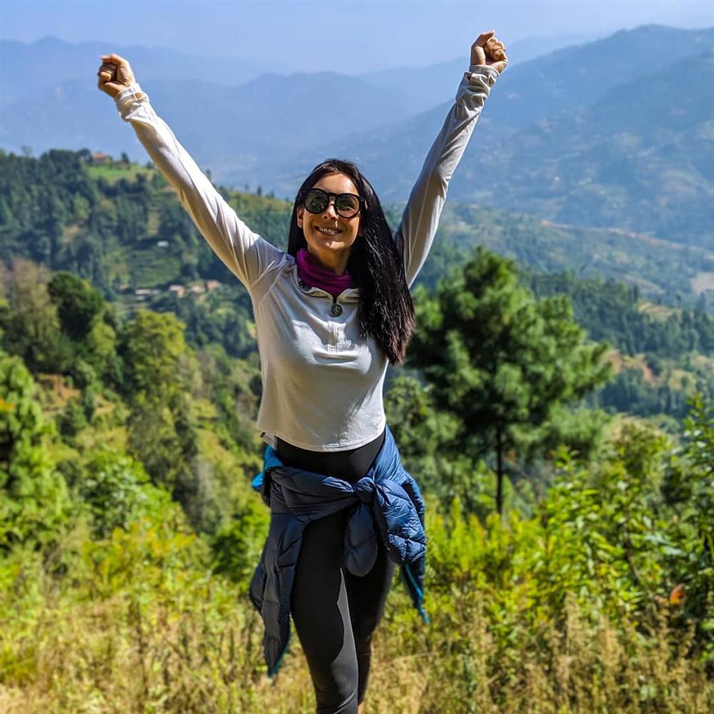 Bản tin Hoa hậu Hoàn vũ 15/11: Diễm Hương trầm trồ khi nhìn ngắm HHen Niê-6