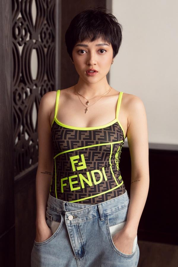 Bảo Anh thân thiết bất ngờ với gia đình Quốc Trường-5