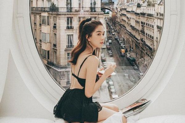 Dù không biết gì về đá bóng, Ngọc Trinh bất ngờ đứng ra bênh vực Công Phượng-1