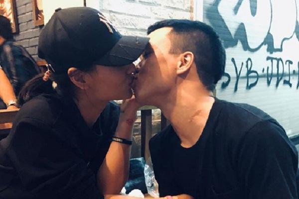 Hồng Quế xóa hết ảnh liên quan đến bạn trai và than thở: Trong chăn mới biết chăn có rận-8