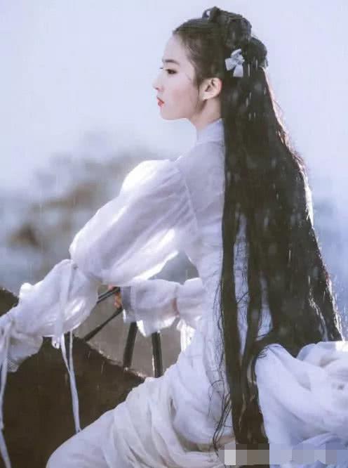 Cảnh bị cắt vì nhạy cảm của Lưu Diệc Phi trong Thần điêu đại hiệp-2