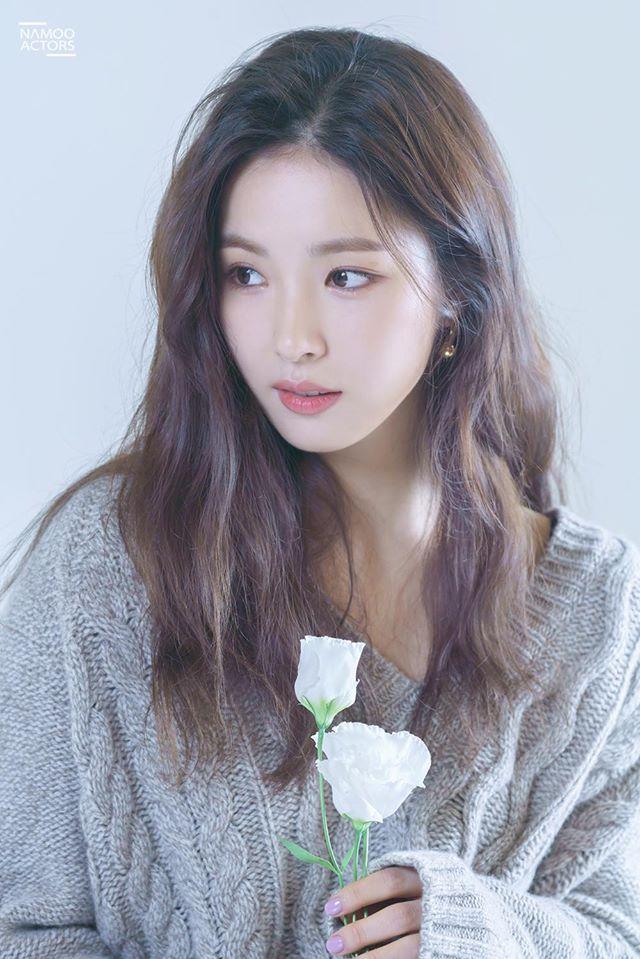 Shin Se Kyung nổi bật trong buổi chụp poster quảng bá cho fanmeeting cá nhân mang tên 