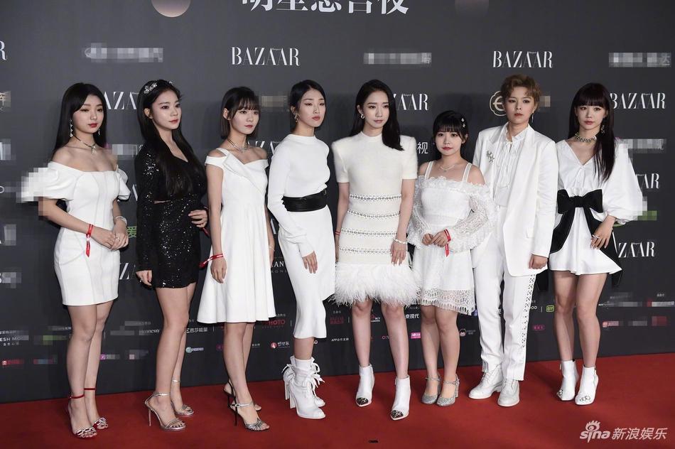 Thảm đỏ Hoa ngữ siêu khủng: Triệu Lệ Dĩnh nhạt nhòa trước Angela Baby và Cổ Lực Na Trát-8