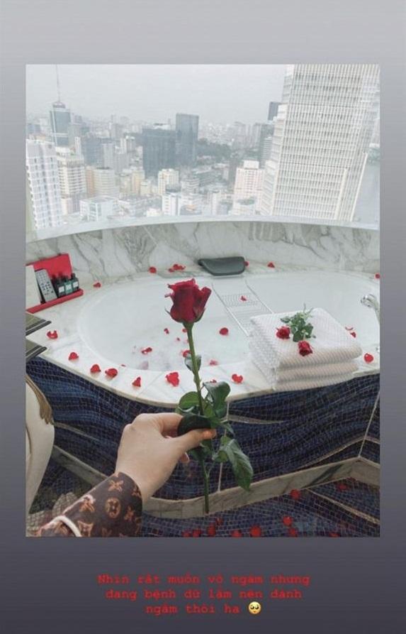 Đêm tân hôn không ai ngờ của Bảo Thy: Phòng hoa chúc im ắng, chú rể còn nguyên vest trên người-6