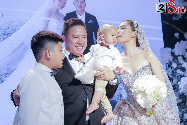 Những khoảnh khắc xuất sắc trong đám cưới sao Việt: Cùng nhau xum vầy con anh - con em - con chúng ta-2