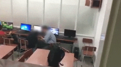 Thầy giáo xuất hiện trong clip vuốt má nữ sinh: Tôi giỡn em nó thôi chứ có gì đâu-1