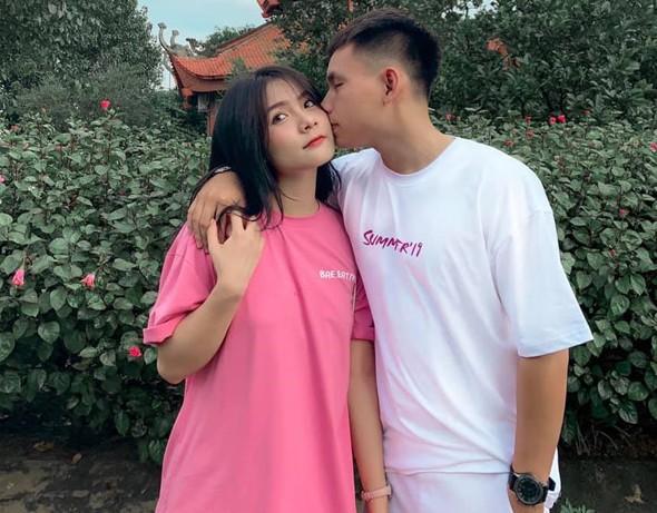 Cô dâu 200 cây vàng và những hot girl 10X kết hôn khi chưa 20 tuổi-7