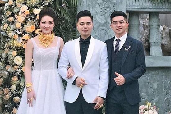 'Cô dâu 200 cây vàng' và những hot girl 10X kết hôn khi chưa 20 tuổi