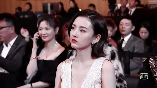 Góc nghiêng thu hút của Na Tra Tống Tổ Nhi-6