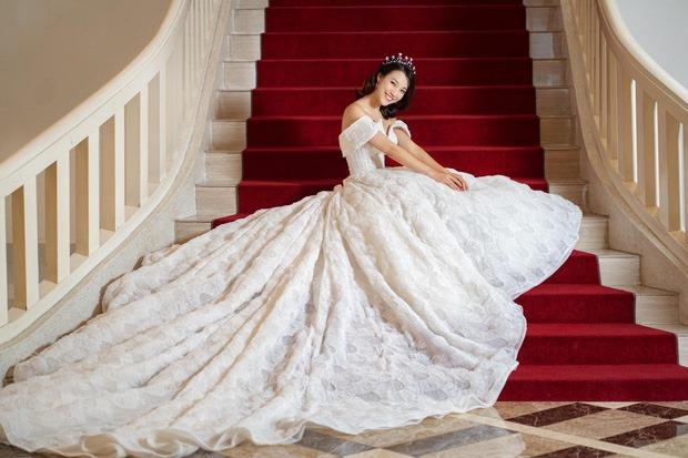 Nhá hàng ảnh cưới lung linh nhưng Hoàng Oanh vẫn chưa chịu hé lộ danh tính chú rể-3