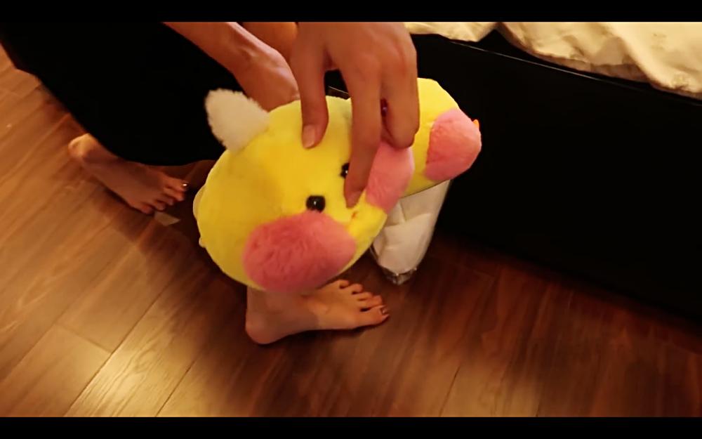 Chôm dép của khách sạn tổ chức đám cưới Đông Nhi, Lan Ngọc nhắn cô dâu cứ trừ vào tiền mừng nếu bị bắt đền-4