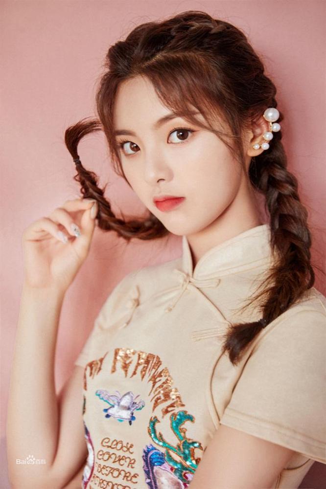 Nữ idol rẽ hướng sang diễn xuất: Người đắc tội Triệu Lệ Dĩnh, kẻ bị chê bất tài-8