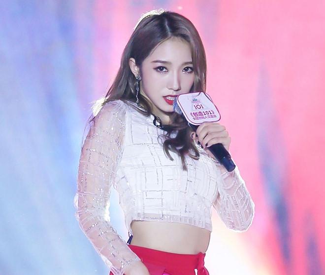 Nữ idol rẽ hướng sang diễn xuất: Người đắc tội Triệu Lệ Dĩnh, kẻ bị chê bất tài-10