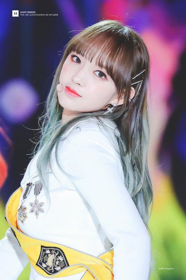 Nữ idol rẽ hướng sang diễn xuất: Người đắc tội Triệu Lệ Dĩnh, kẻ bị chê bất tài-16