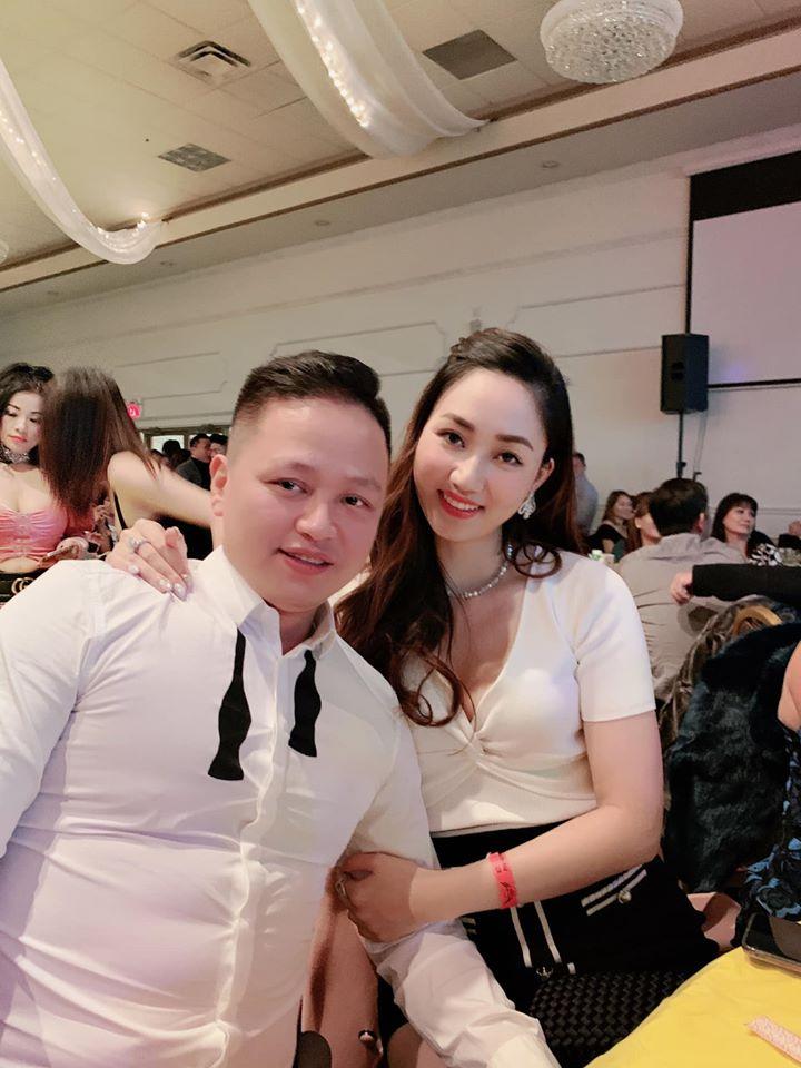 Hồ Ngọc Hà phải đeo kính râm khi chụp hình cùng vợ chồng Á hậu Ngô Trà My-1