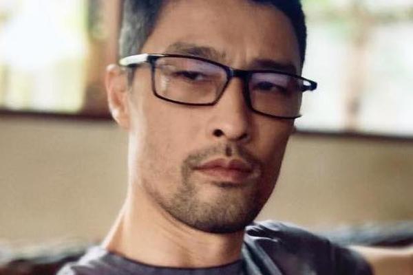 Johnny Trí Nguyễn từng bắt ekip mua đồ lót mới chịu đóng thế vai Spiderman-6