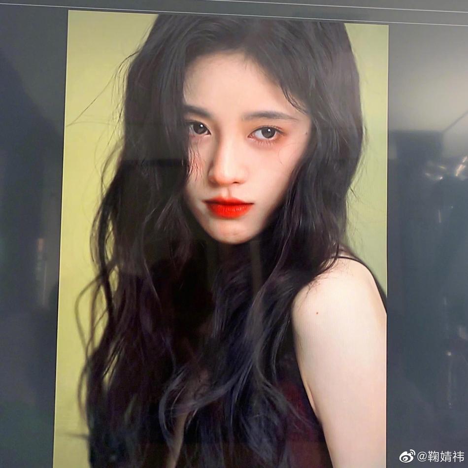 Mỹ nữ 4000 năm có một của Trung Quốc khoe nhan sắc lộng lẫy trong loạt ảnh hậu trường-3