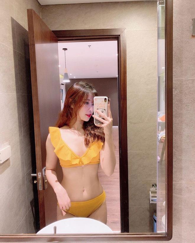 Bạn gái hotgirl của Văn Toàn liên tục tung ảnh bikini khoe 3 vòng bỏng mắt-5