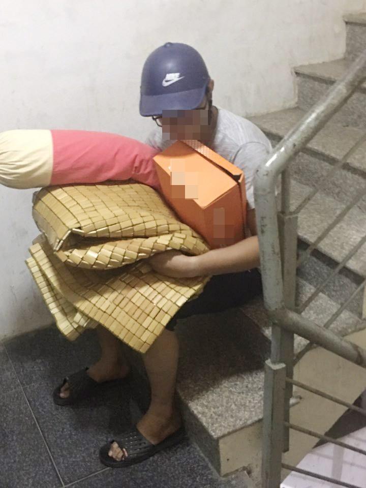 26 tuổi vẫn còn zin, thanh niên bị bố mẹ thu dọn đồ đạc đuổi ra khỏi nhà-2