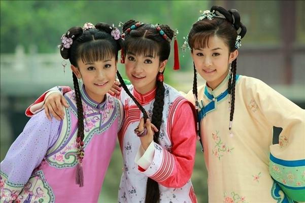 Rộ tin Triệu Lệ Dĩnh bị đoàn phim bạc đãi, phải mặc trang phục cũ của đàn em-6