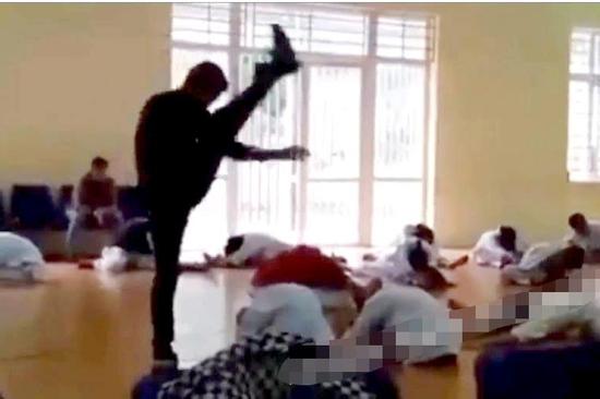 Diễn biến bất ngờ vụ thầy giáo dạy võ như tra tấn học sinh tại Vĩnh Phúc
