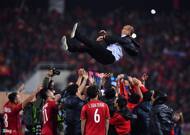 Ngày 20/11, tri ân HLV Park - người thầy của các cầu thủ Việt Nam-1