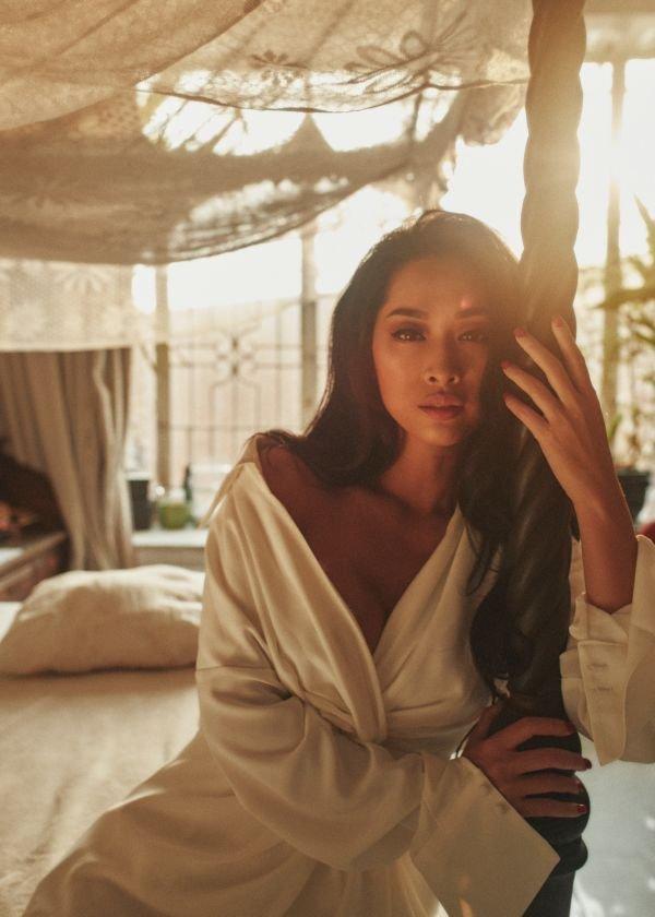 Khi hot girl đi làm ca sĩ: Người bị chỉ trích, kẻ bị xóa kênh YouTube-10