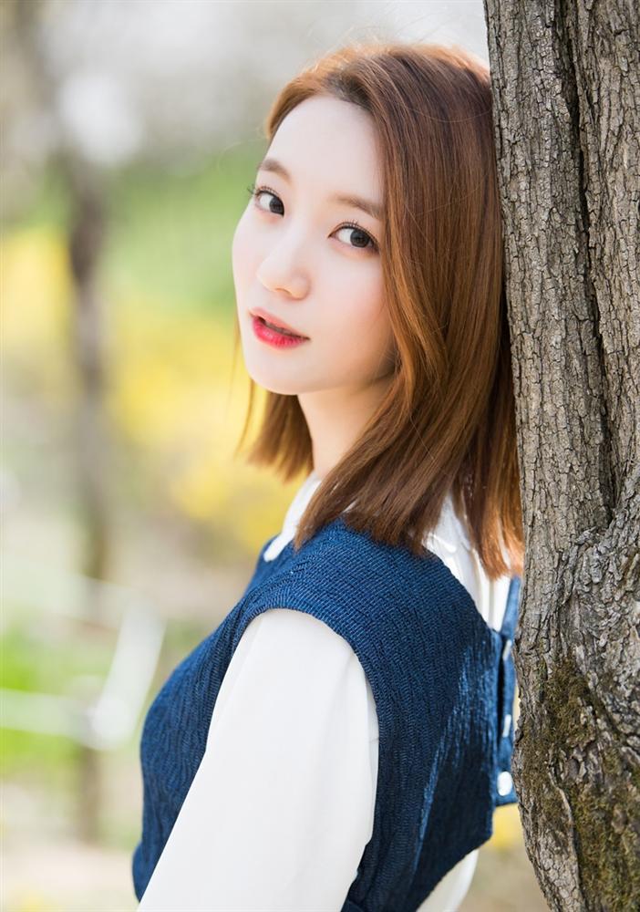 Tử vi thứ Năm ngày 21/11/2019 của 12 con giáp: Sửu đau đầu vay mượn tiền bạc, Thìn nhận nhiều tin vui trong tình cảm-1