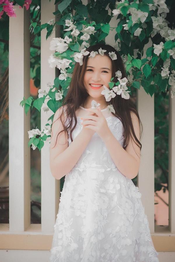 5 cô giáo sinh năm 1997 nổi tiếng trên mạng với nhan sắc ngọt ngào-4