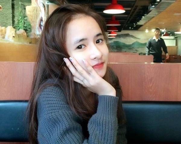 5 cô giáo sinh năm 1997 nổi tiếng trên mạng với nhan sắc ngọt ngào-7
