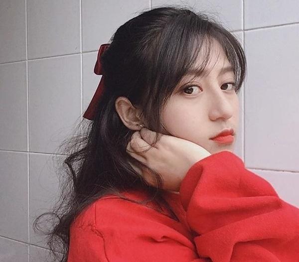 5 cô giáo sinh năm 1997 nổi tiếng trên mạng với nhan sắc ngọt ngào-9