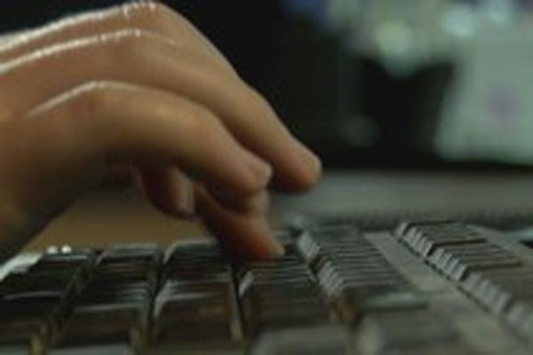 Hai cha con bị hàng xóm giết vì dùng trộm Wi-Fi-1