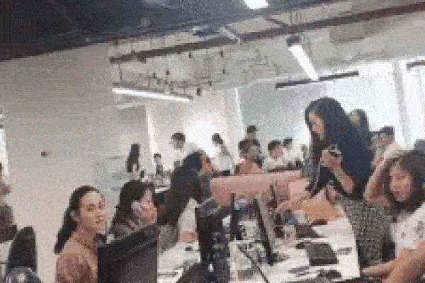 Động đất các cụ, các mợ ơi...-9